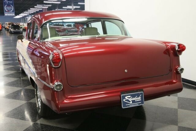 Oldsmobile Eighty-Eight 1955 image number 10