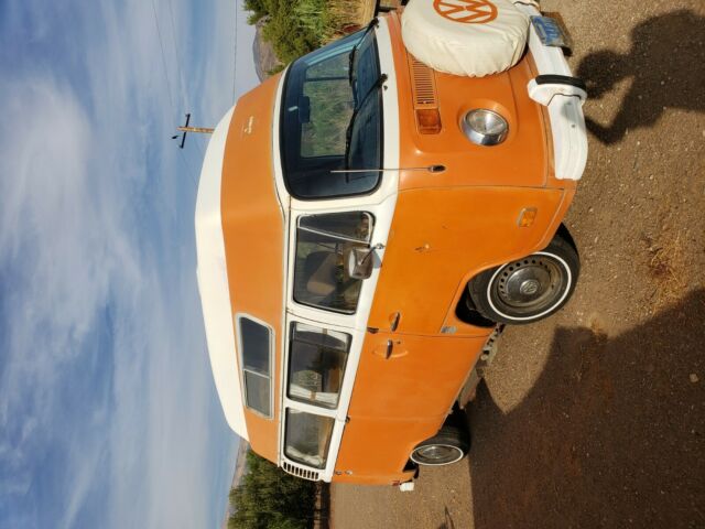 Volkswagen Bus/Vanagon 1974 image number 29
