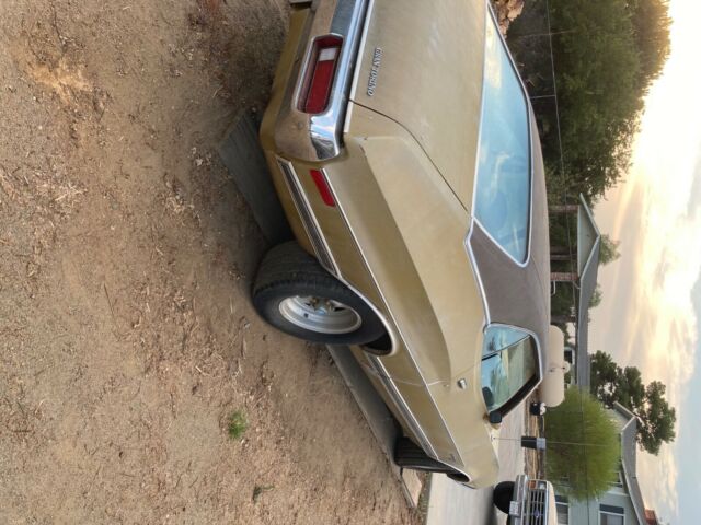 Ford Torino 1972 image number 18