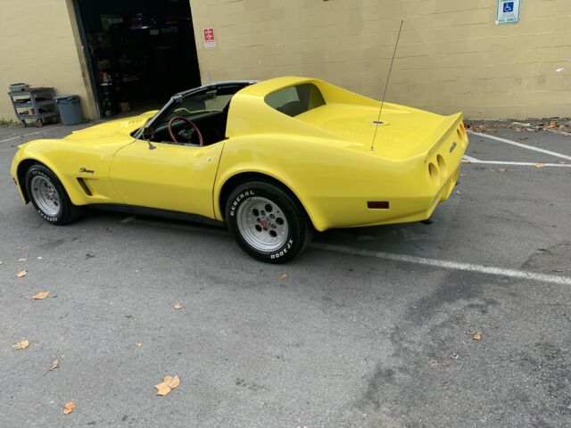 Chevrolet Corvette 5.7 1976 image number 2