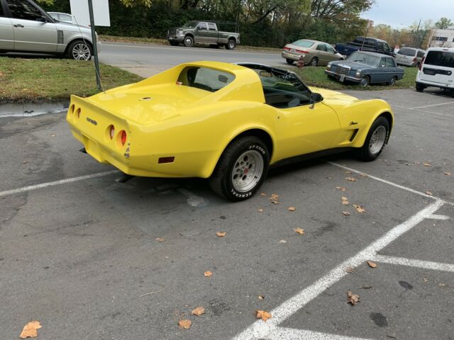 Chevrolet Corvette 5.7 1976 image number 4
