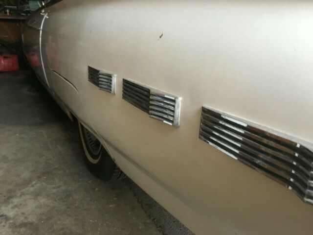 Ford Thunderbird 1962 image number 18