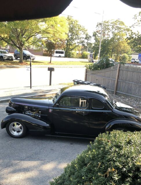 Pontiac 5 Window Coupe 1937 image number 0