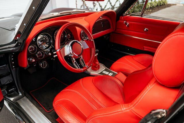 Chevrolet Corvette 1963 image number 13