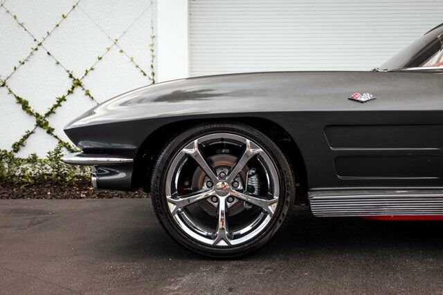 Chevrolet Corvette 1963 image number 8