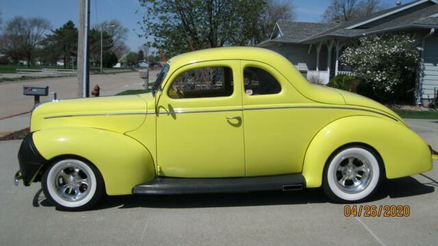 Ford Deluxe 1939 image number 13