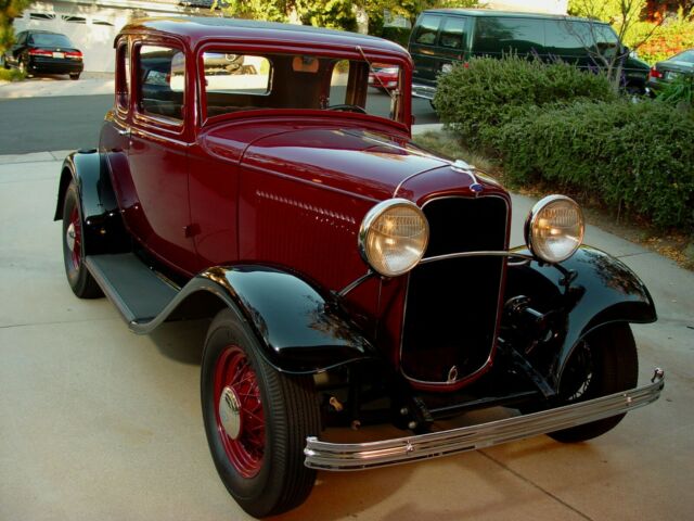 Ford Model B 1932 image number 18