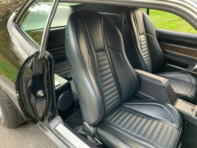 Ford Mustang 1972 image number 38