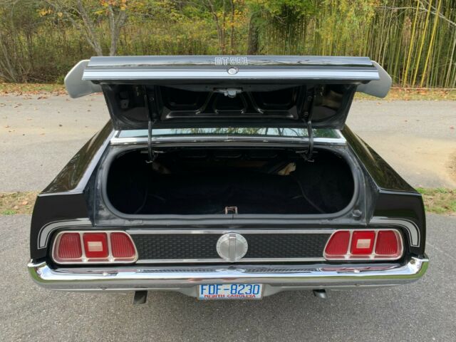 Ford Mustang 1972 image number 9