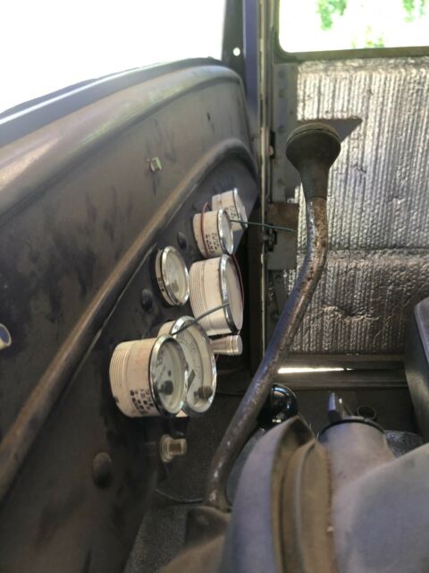 Chevrolet 3 Window Coupe 1930 image number 6