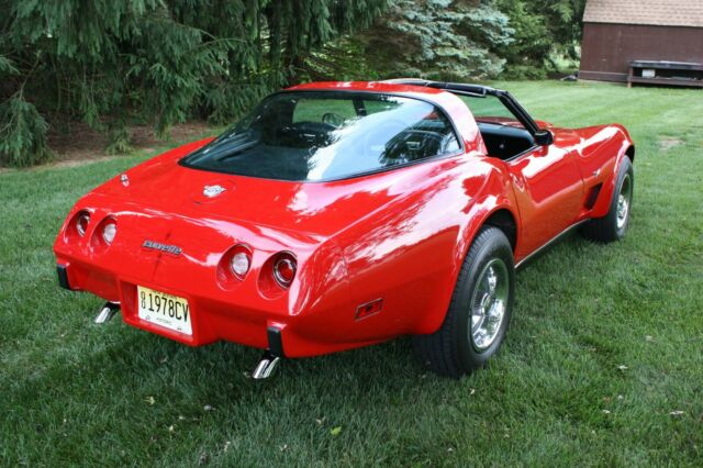 Chevrolet Corvette 1978 image number 4