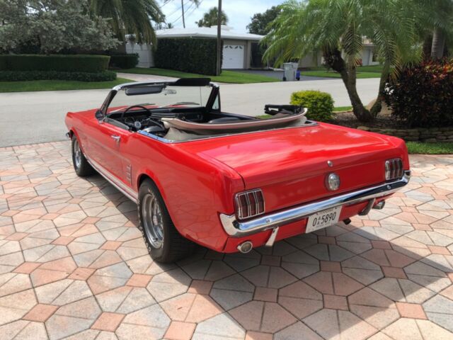 Ford Mustang 1966 image number 12