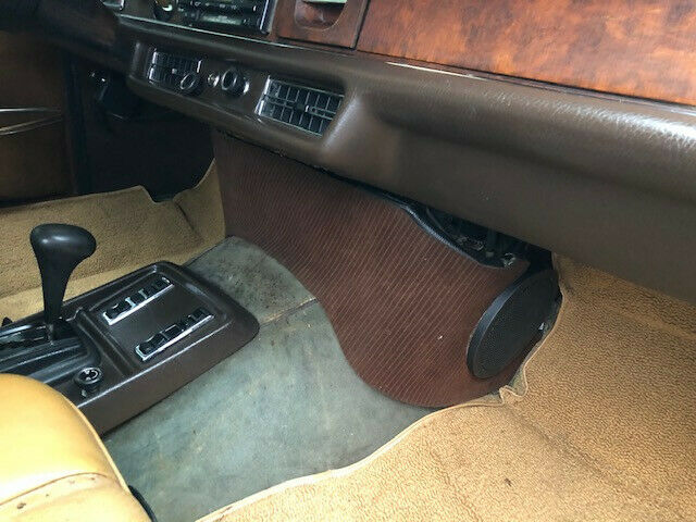 Mercedes-Benz 300-Series 1972 image number 44