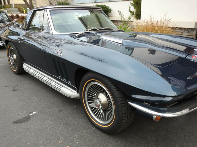Chevrolet Corvette 1966 image number 1