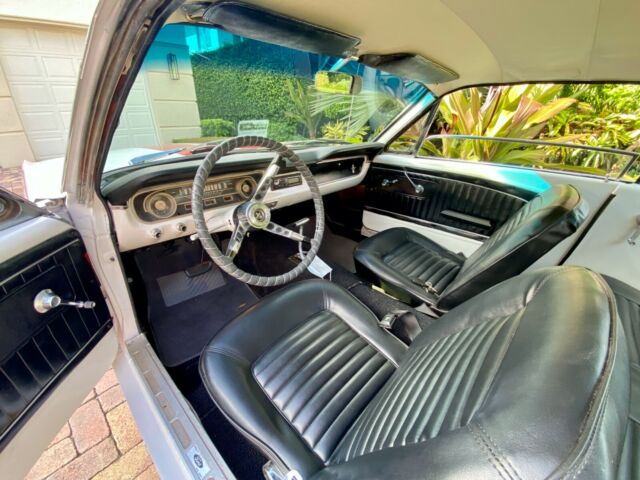 Ford Mustang 1965 image number 25