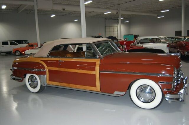 Chrysler Town & Country Woody Convertible 1949 image number 38