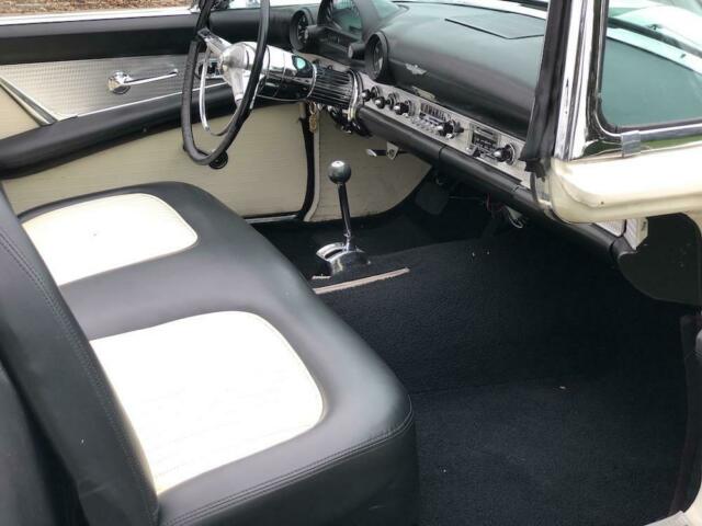 Ford Thunderbird 1955 image number 2