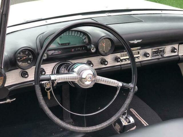 Ford Thunderbird 1955 image number 3