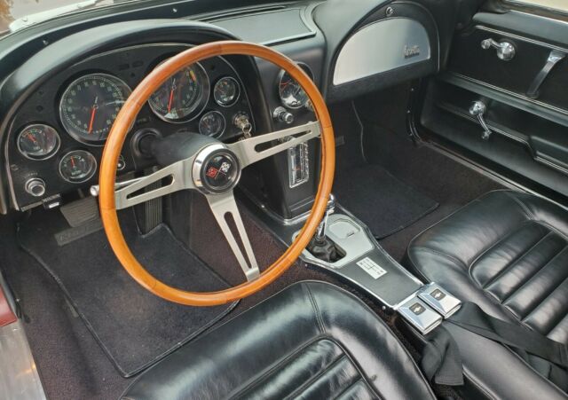 Chevrolet Corvette 1966 image number 16