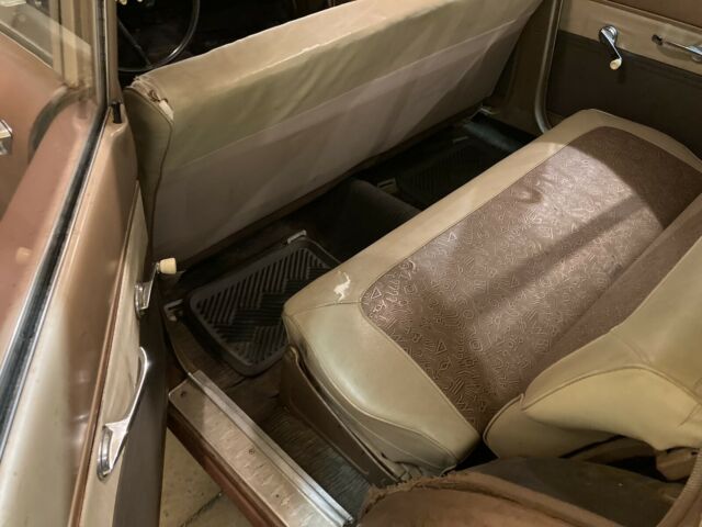 Ford Falcon 1960 image number 10