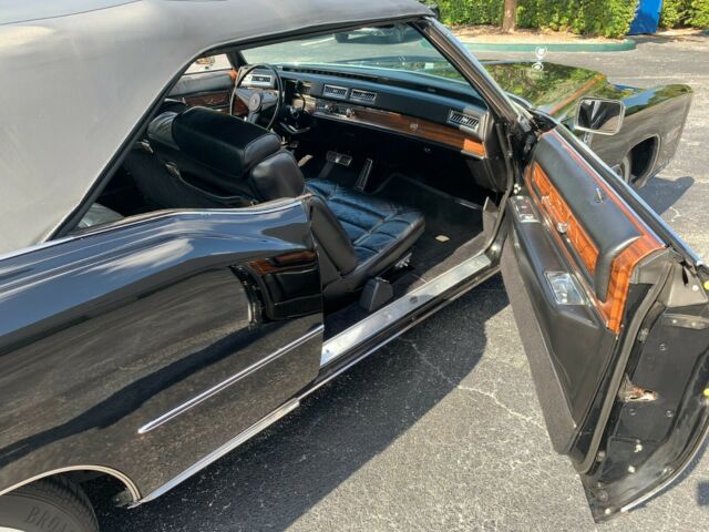 Cadillac Eldorado 1976 image number 41