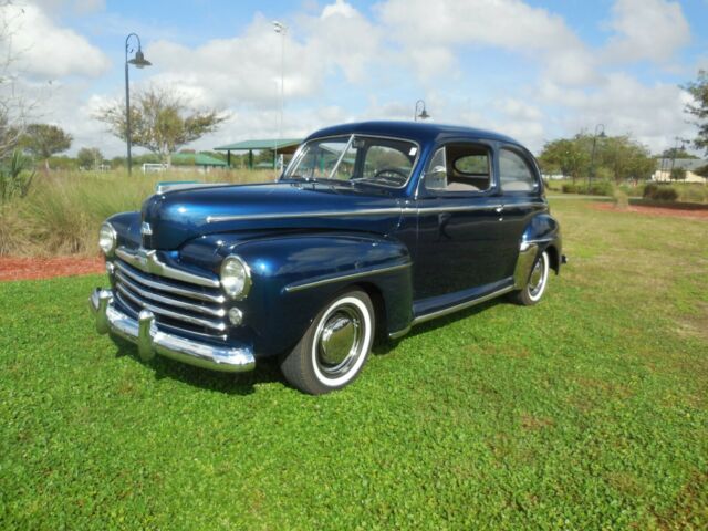 Ford Super Deluxe 1948 image number 0