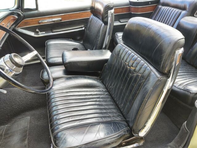 Chrysler Imperial 1966 image number 34