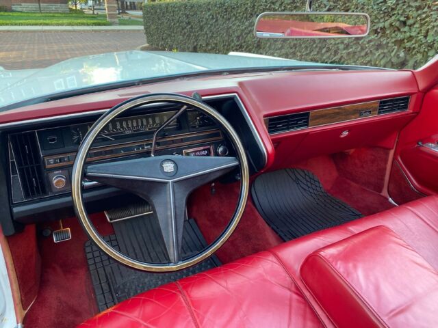 Cadillac DeVille 1969 image number 32