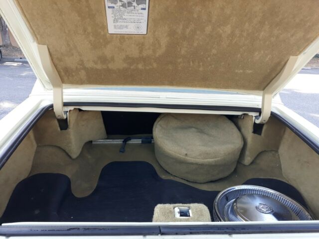 Cadillac Seville 1976 image number 39