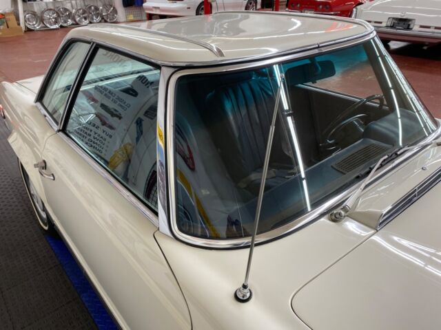 Mercedes-Benz SL-Class 1971 image number 46