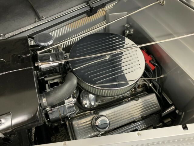 Ford 3 Window Coupe 1933 image number 21