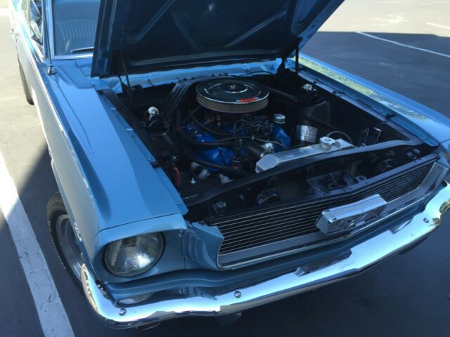Ford Mustang 1966 image number 16