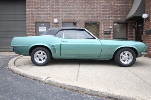Ford Mustang 1969 image number 29