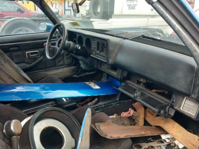 Chevrolet Camaro 1979 image number 7