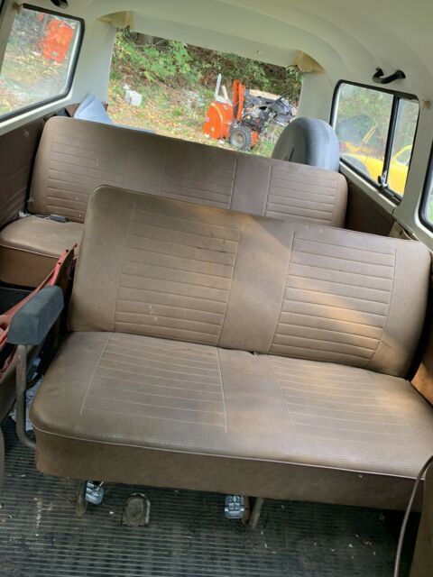 Volkswagen Transporter 1976 image number 8