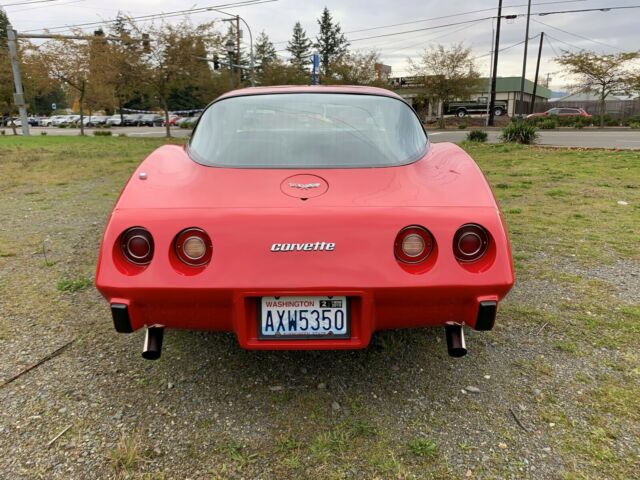 Chevrolet Corvette 1979 image number 2