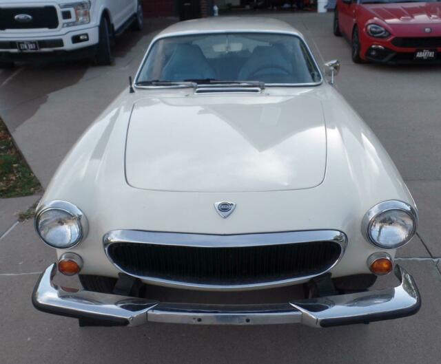 Volvo 1800ES 1973 image number 2