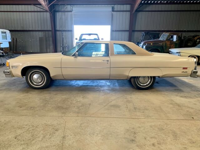 Oldsmobile Ninety-Eight 1976 image number 23