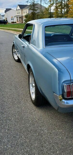 Ford Mustang 1965 image number 22