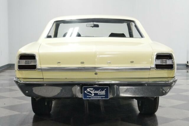 Ford Fairlane 1969 image number 35