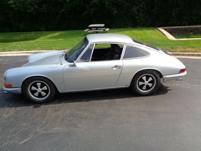 Porsche 912 1968 image number 24