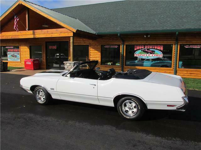Oldsmobile 442 1972 image number 11
