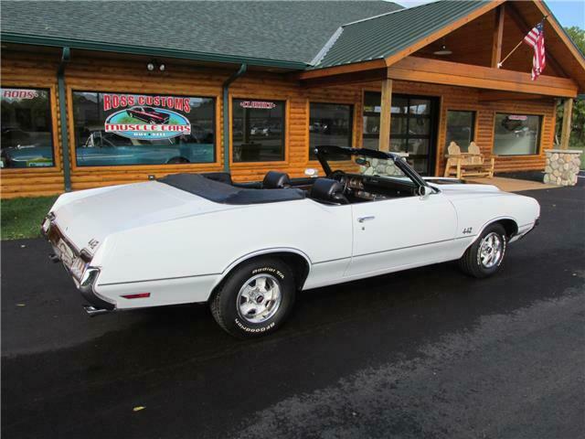 Oldsmobile 442 1972 image number 43