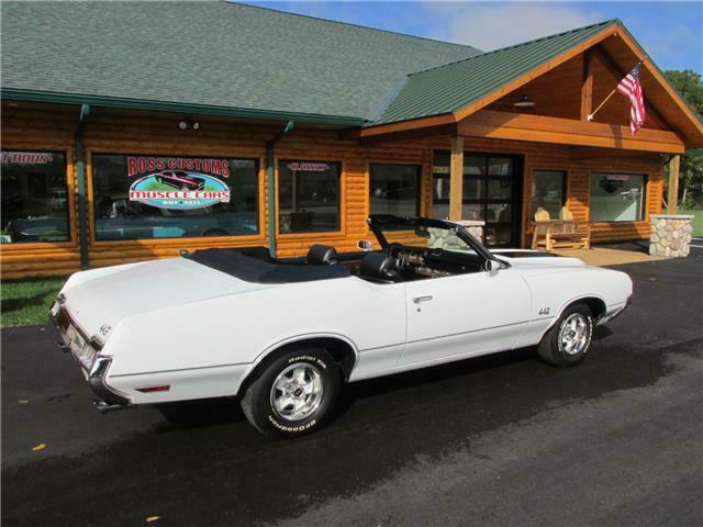 Oldsmobile 442 1972 image number 44