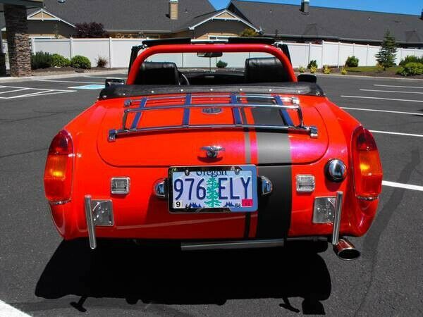 MG Midget 1976 image number 2