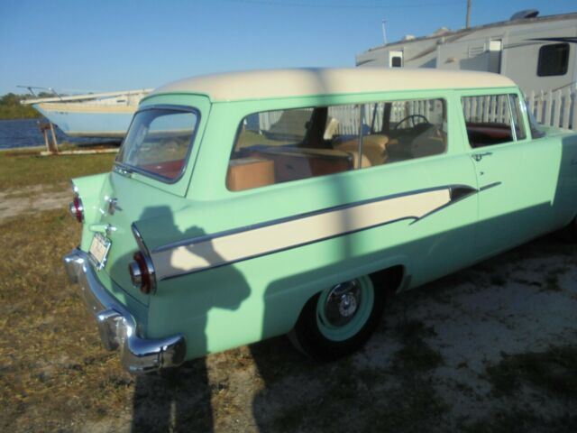 Ford Ranch Wagon 1956 image number 11