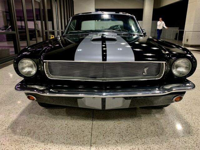 Ford Mustang 1965 image number 6