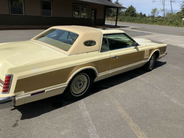 Lincoln Mark V 1978 image number 0