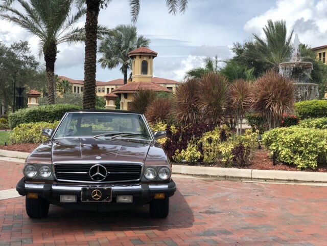 Mercedes-Benz SL-Class 1979 image number 3