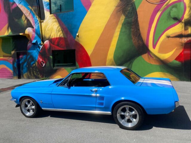 Ford Mustang 1967 image number 15